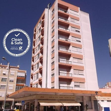 Residencial Jardim Da Amadora Hotel Exterior photo